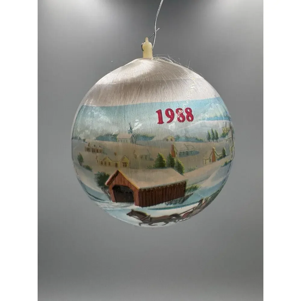 Vintage 1988 Christmas Memories Collection‎ Christmas Ornament READ DETAILS
